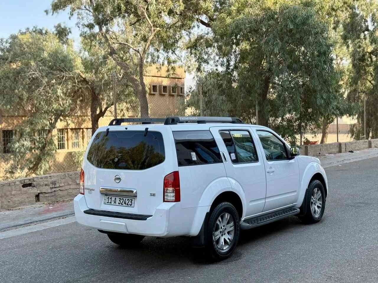 سلام عليكم ورحمة للبيع بافندر مديل 2007 وارد خليجي مكفوله كفاله عامه من صبغ وضربه وتبديل مكينه وكير حداديه تخم تاير تبريد ثلج فول موصفات واحد عله واحد فتحه تحكم ستيرن شاشه كامره حساسات شاير مري مثبت سرعه سبعه راكب تبريد 3 قطع داخل بيجي ويل كب كروم منضومت زنون رقم بغداد نكليزي سنويه الغايه 2030 مشروع وطني تحويل ثاني يوم  سياره جديده وجاهزه من كلشي السعر 93 وقابل التفاوض الستفسار نتصل *********** مكان سياره كربلاء مكلف بلنشر
