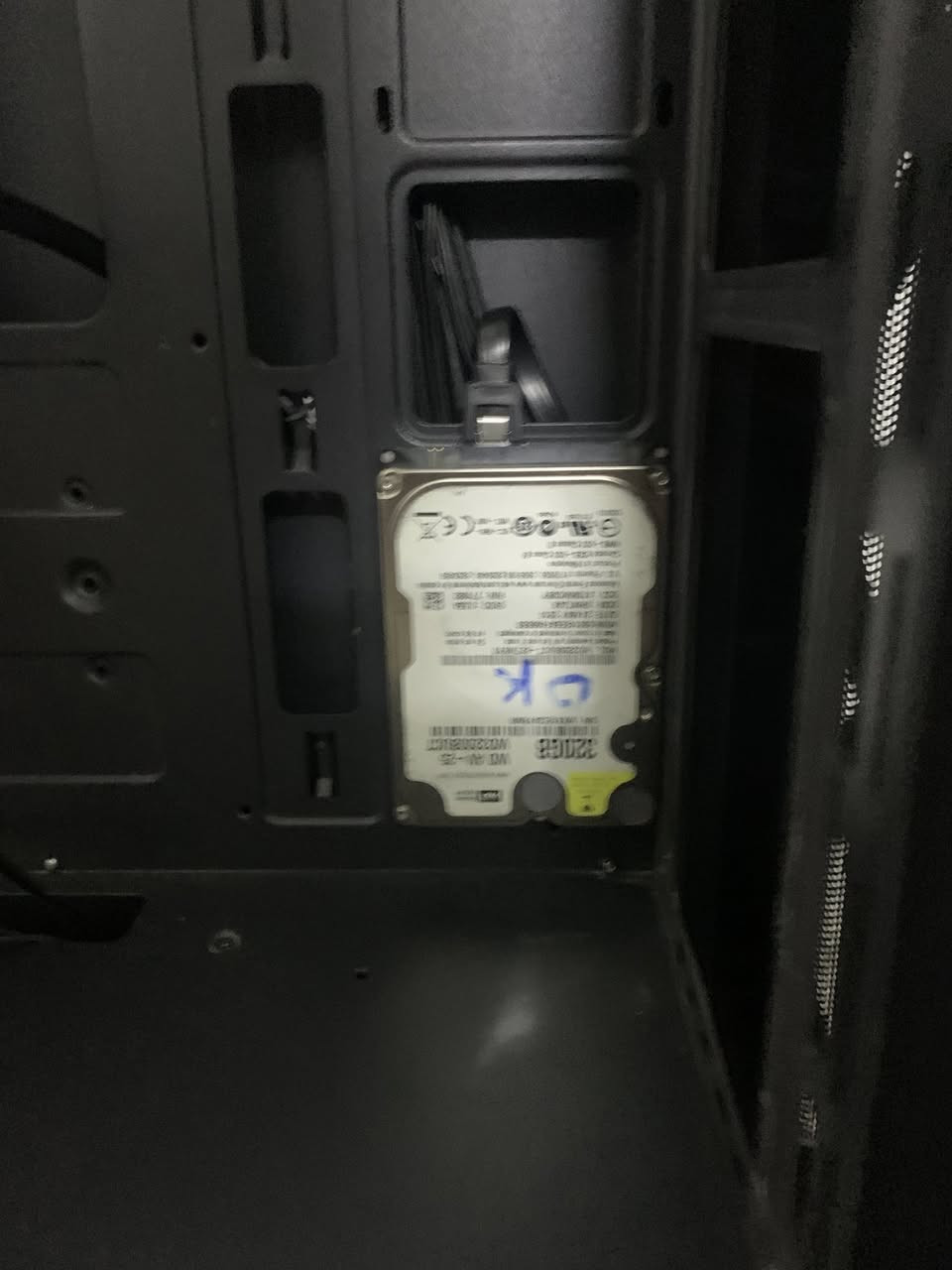 ‏PC جديد قطع كلا جديدة وكل الشرط شغال فقط تنزل لك عليه Windows اللي يريد خلي يراسلني خاص


**إذا كنت صاحب هذا الإعلان وتريد حذفه لأي سبب، رجاءا أرسل رسالة إلى الدعم الفني**