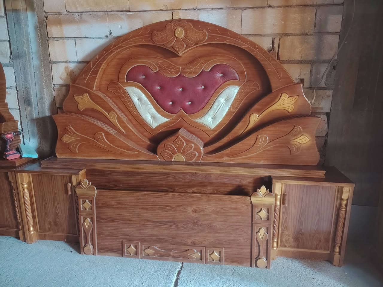 غرفه مستعمله تسكام درجه أولى بسعر مناسب ***********
