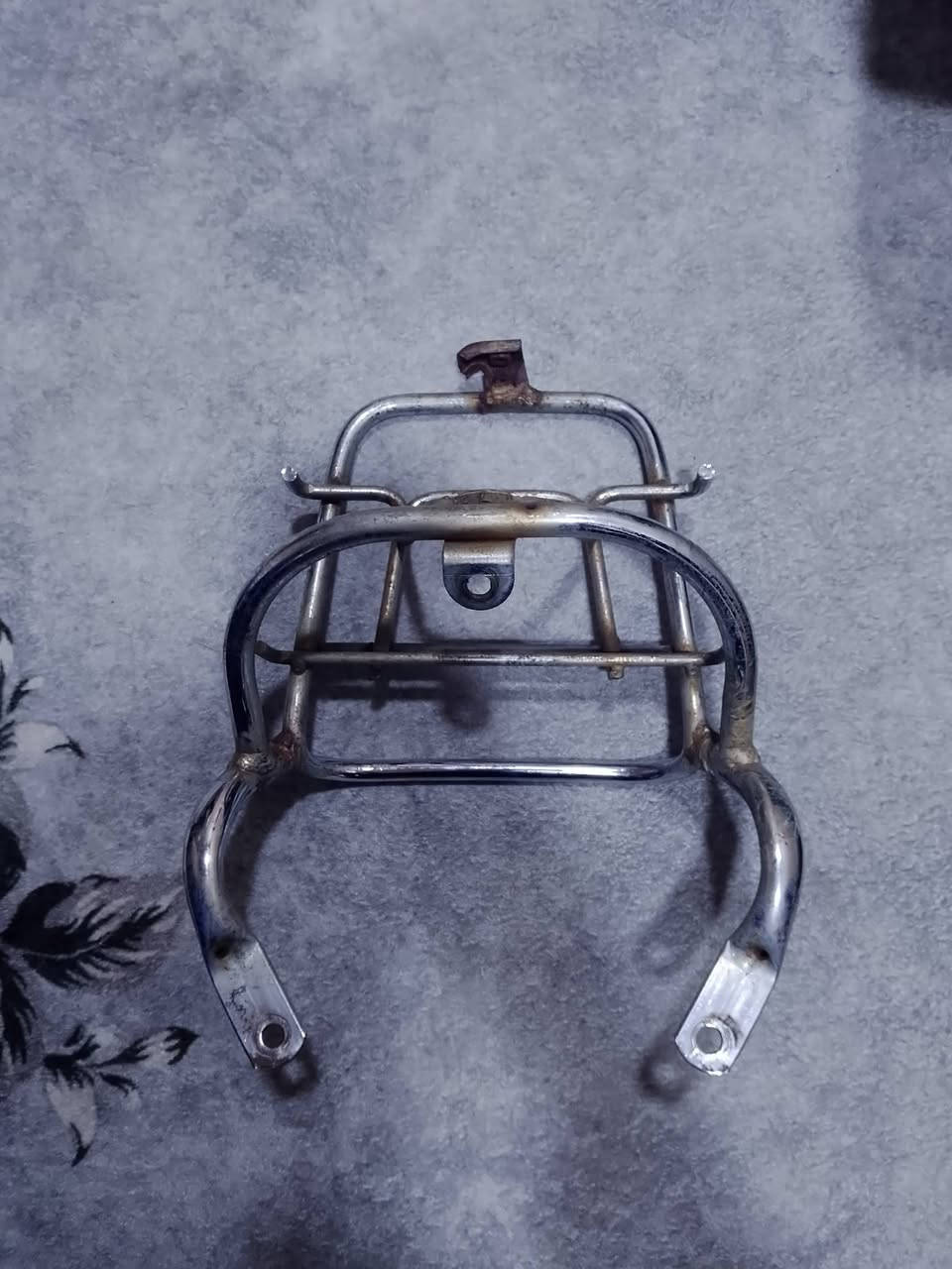 السلام عليكم عندي اغراض تزويد اللبيع سعر خاص الرقم *********** واتساب العنوان بصرة سجن حمدان
