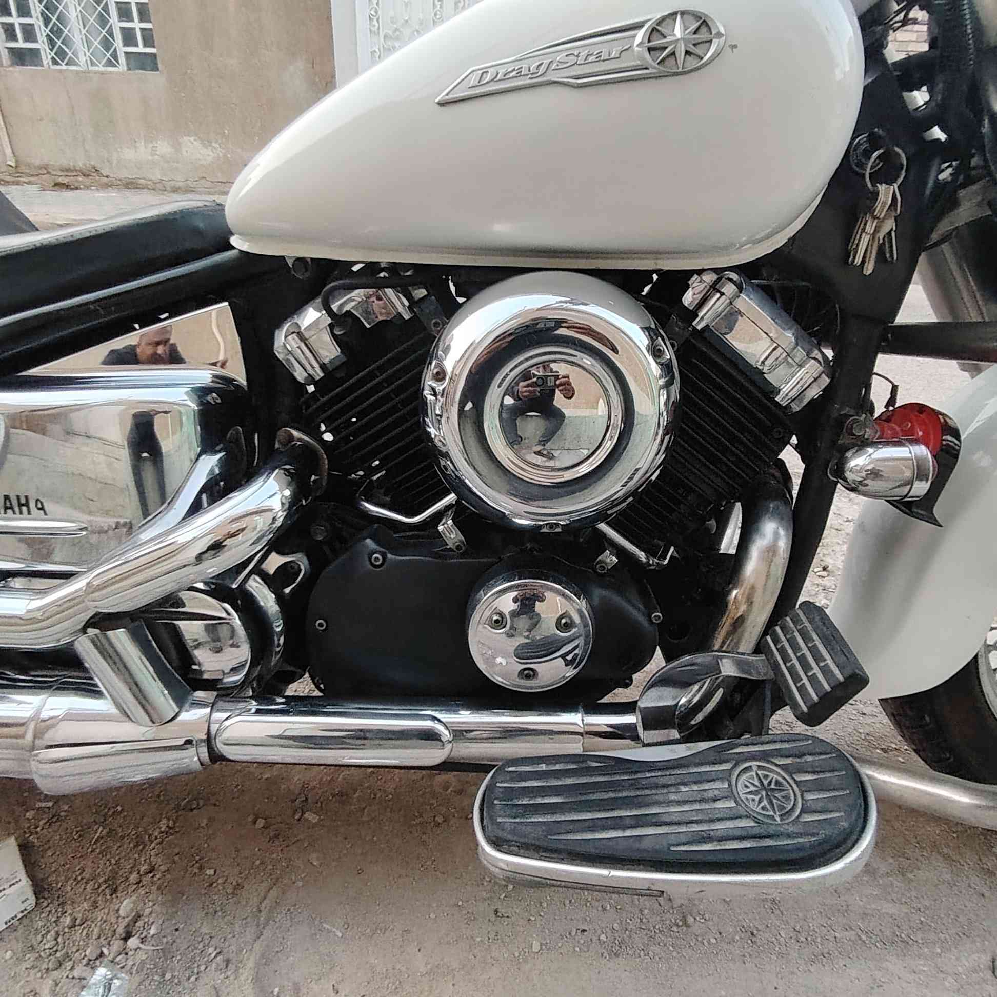 السلام عليكم من بعد اذن صاحب المجموعة المحترم  . دراك ستار موديل ٢٠٠٧  ٤٠٠ سي سي مرقمة نجف الدراجة نظيفة جدا مثل ماموضح بالصور  شرط الفحص والتأكد من سلامت الدراجة مكاني نجف . ... ملاحظة اخواني الدراجة عرضتها اكثر من مره لكن ماجابت سعرها وانا مامستعجل على بيعها . ومع ذلك نزلنا سعرها الى ٢٢ ورقة الدراجة كل نقص مابيها للاستفسار اتصال على الرقم *********** وايضا متوفر واتساب وتحياتي الكم
