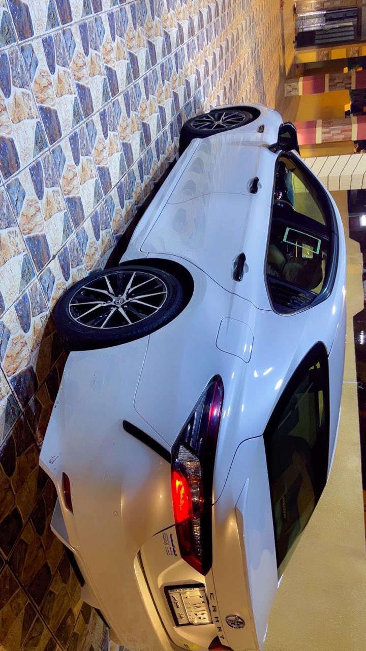 كامري موديل 2022 خليجي فول مواصفات ماشيه 90 سياره كفاله من صبغ تبديل فقط رصعه بل باب خلفي سياره بس بانزين فقط مكاني فلوجه سعر 238 بيها مجال بصيط ***********
