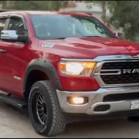 دوج رام 1500 بك هورن موديل 2023 الصبغ عام بدون دواخل ولا شواصي  الحجم ...