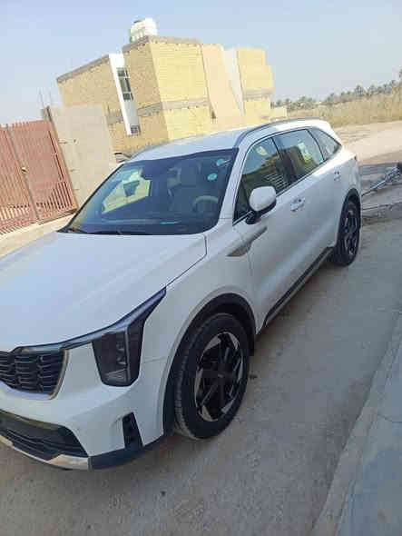 كيا سورنتو خليجي 
 موديل 2024
ماشيه38 الف 
السياره كفاله عامه من جميع النواحي 
محرك ٣٥٠٠ 
رقم اربيل بسمي 
بصمة
 تشغيل عن بعد
داته شو لد نهاري  
سايد بريك بصمه
كير ماوس
كشنات خلفيه كهرباء
داخل بيجي
كراسي كهرباء 
شاشة اعطال
كاميرا دواره
تحكم ستيرن
شفتات كير بالاستيرن
الانارة الداخلية متغيرة (7 الوان)
اوتو هولد + مود درايف 
تبريد ثلاث قطع 
السيارة 7 راكب 
بردات خلفية 
شاحن واير ليس
كل كشنات كهرباء 
طي كشنات خلفيه كهرباء
تخم كاعيات اصلي 
4انضمه قياده
حساس امامي خلفي
شحن واير لس أصل 
سايد بريك كهرباء بصمه
 جنطه كهرباء ( ذكيه)
فوول تحكم ستيرن
كروس اومثبت سرعه 
 تبريد ٣ قطع
ترايش جانبيه نيكل
 دواسات الابواب ليزريه 
إشاير بالمري 
 المري أوتو
 لايتات زينون+ لد امامي وخلفي+ لد نهاري وليلي+ كشافات رباعيه
 حساسات اماميه وخلفيه
كاميرا خلفيه دواره أصل
 عدة الامان/ مطفئة+ مثلث فسفوري وباقي العدد
يدات نيكل مع لد ليزري ترحيب
البردات خلفيه اصل
مانع انزلاق ABS 
ترحيب عند الاقتراب من السياره وعند اغلاق باب السياره وعند اطفاء السياره
ويل كب كروم حجم  
الاستفسار ***********
