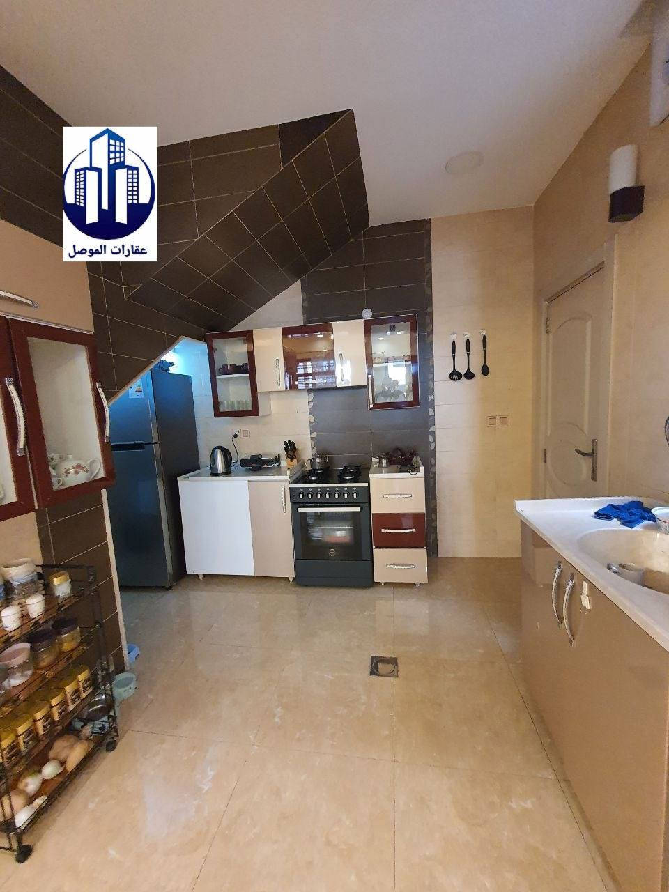 ----  عقارات الموصل الحدباء ----
         🏛#دار_للايجار  🏛 💥للايجااار💥
🔴  حي الوزراء خلف مطعم لاماسو
🔴  90متر بناء حديث 
🔴  طابقين غرفتين نوم

🔴الطابق الاول هول مطبخ منور صحيات كراج
🔴الطابق الثاني غرفتين نوم صحيات بلكونة
       //////////////////////////////////////
 لمعرفة السعر والتفاصيل يرجى زيارة المكتب او الاتصال 
 على الرقم     ***********
