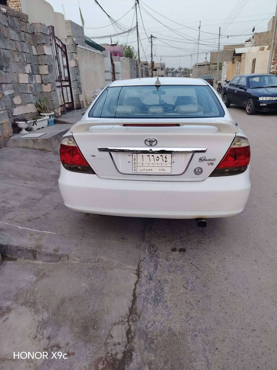 كامري موديل 2005 محرك 6 سلندر مكان صلاح الدين بلد ***********
