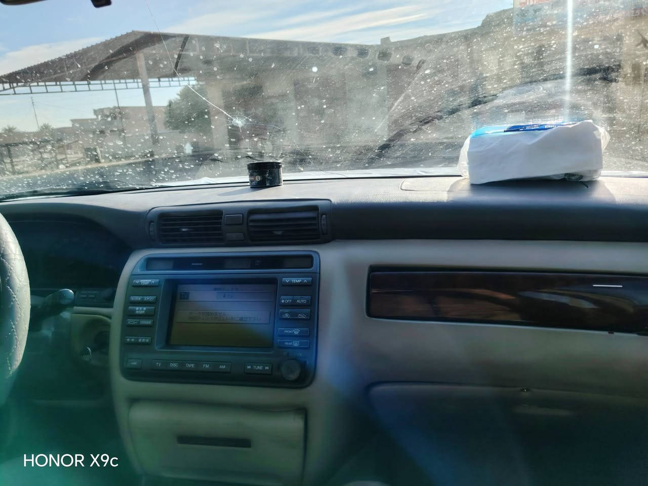 السلام عليكم سياره ملكه ادوات للبيع كير محرك شرط كارتون vvt ففتي تبريد ثلج تدفئه نار ترايك 180 غرفتها جديده حييل  المكان العلم  للأستفسار اكثر اتصل ***********
