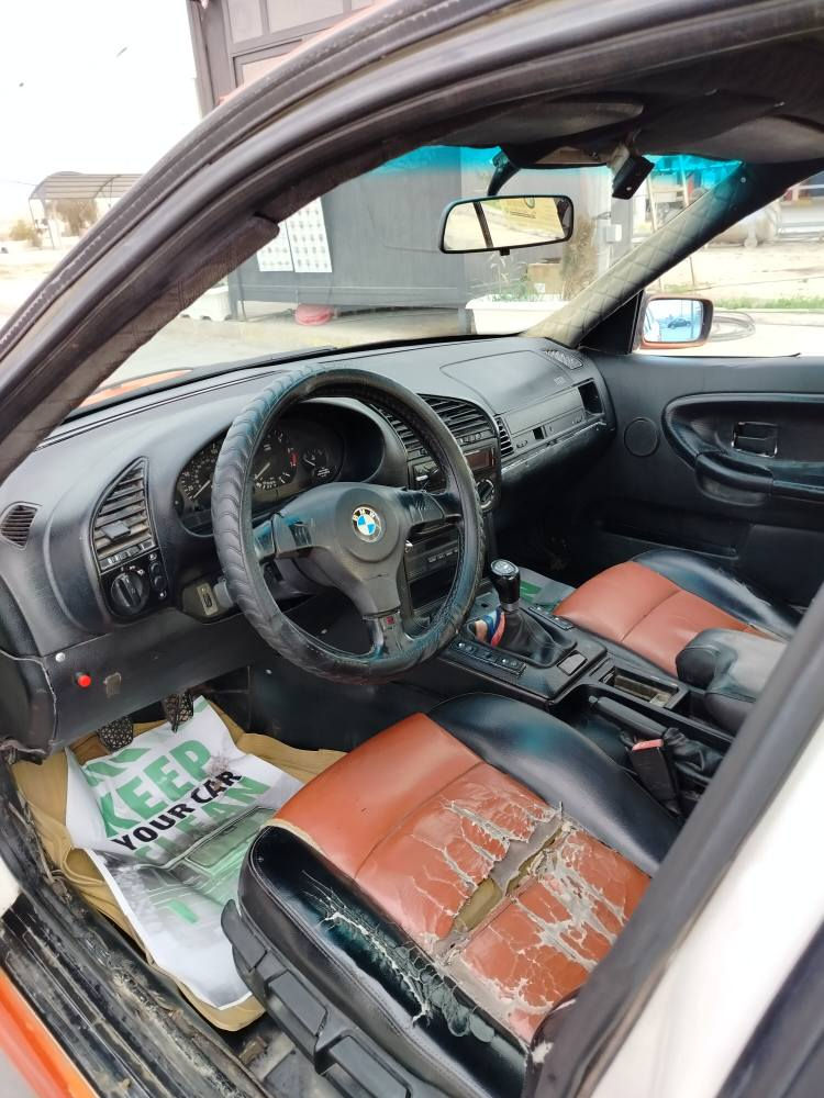 بي ام سقر موديل 1992رقم بغداد انكليزي كير ومحرك بل شرط محرك بومة 525كير عادي شرط تحويل وكالة سعرة 27وبيها مجال بسيط*********** كركوك, العراق
