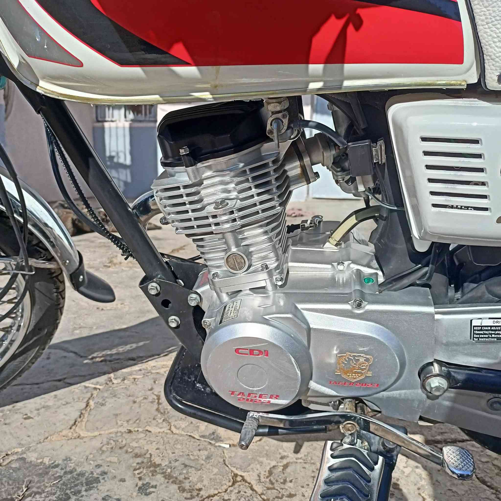 سلام عليكم موطور تايكر 2023 وزن ثقيل ابو الدروعه زيرو كهربائيات كلها شغاله وضع شركه صارلو 6اشهر من شديتو السعر 650 رقمي للتواصل***********
