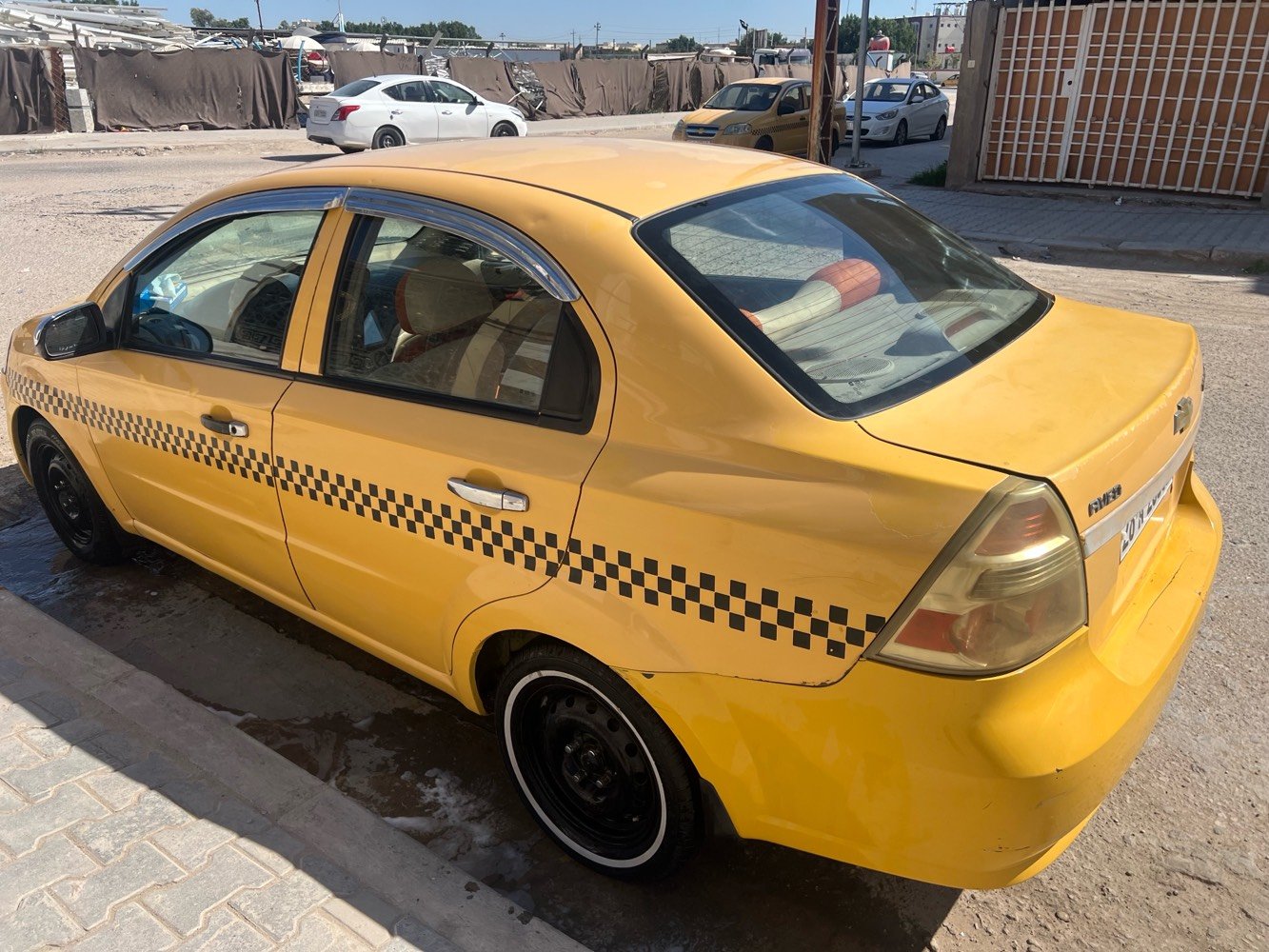 افيو 2010 خليجي مفتوح كير عادي رقم نجف دولي سنويه مجدده مداور ثاني يوم ومصفره هيئه وغرامات سياره جاهز من كلشي كير حداديه مكينه جديدات تبريد ثلج تخم تاير شاشه لمس سياره مال جناي مكفوله من الضربه بيها شويه صبغ موضح بالصور الباقي كفاله عامه مكاني نجف رايدها ب 52 وبيها مجال بسيط جداً للشراي للاستفسار ***********