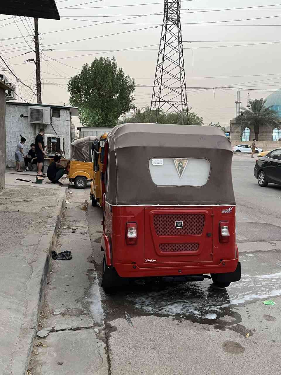 اعادة نشر بسبب الوعود الكاذبه: سلام عليكم تكتك  للبيع مديل 22 رقم وسنويه بغداد بسمي شخصياً اني ابو التحويل تكتك خير من الله مكينه اكسل بحاله جيدة مكاني بغداد الدورة اتصال ***********
