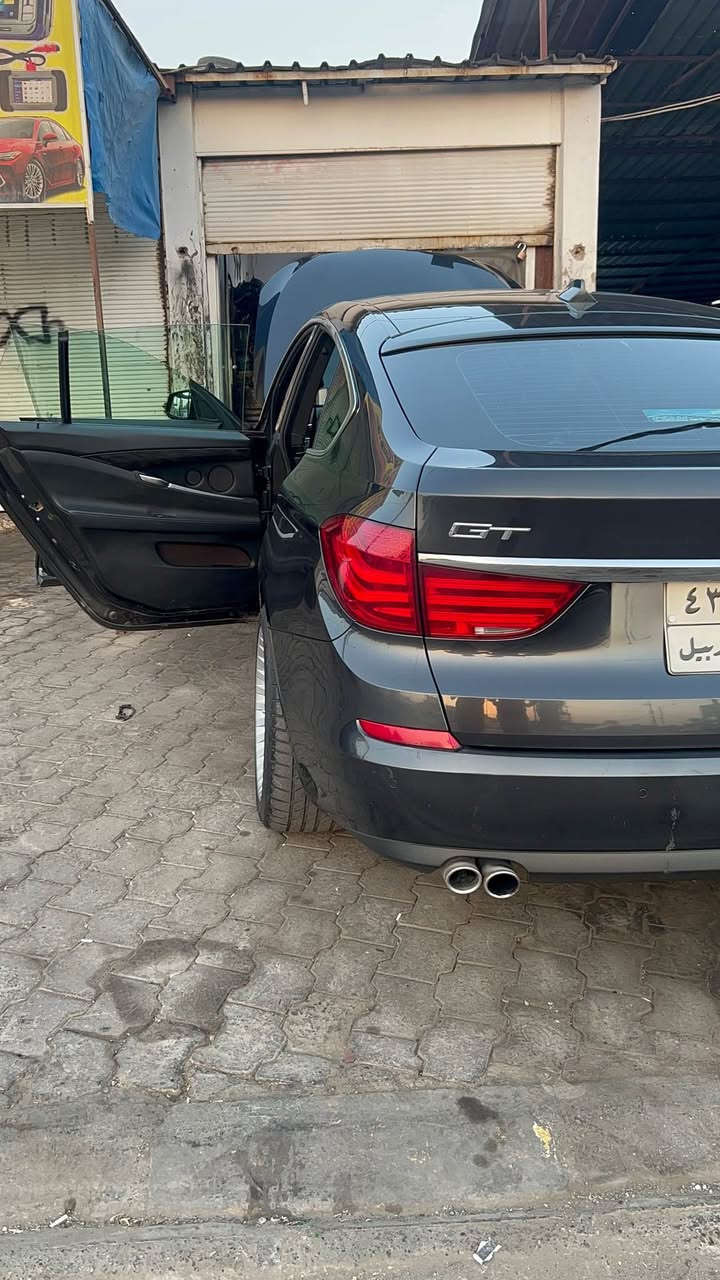 سياره BMWموديل 2010 
مواصفات/GT/f10
محرك 6توربوو 
سياره گاز 
بانوراما 
كوشن خزن او هيته ر 
به سمه 
داخل سياره اسود 
او شاشه سيدي خزن 1000 سيدي 
سندوق كاره بي شفت 
گير كوبرا 8نمره 
گير و محرك بشره مامفتوح لا بي بخار لا بي صوت 
سلايد 
لون نفتي 
گدام و ورا حساس 
سياره كلش حلوه 
او ضربه  و صبغ مابي سياره كلين 
وارد الماني 
 سعره 175 بي مجال قليل 
***********سياره عنوان كركوك كركوك, العراق
