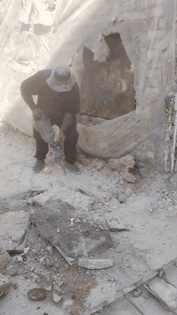 السلام عليكم تفليش بيوت تفليش رباطات قلع ارضيات تكسير الجدران رفع الانقاذ هذا رقم اتصل وخدمتك ***********
