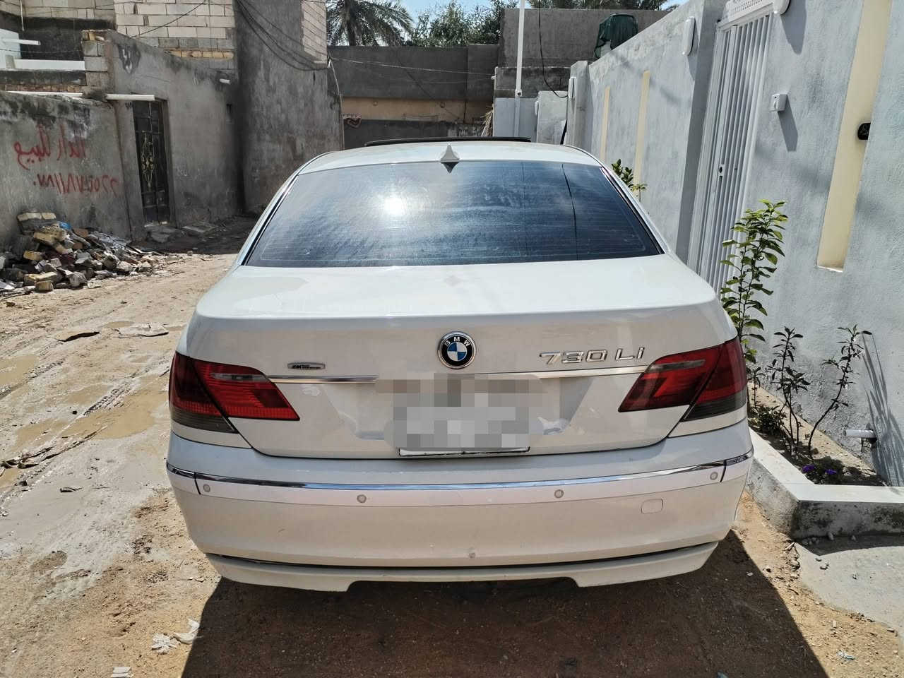 السلام عليكم بي ام باخرة موديل 2008 ادوات بدون لوحات دخول جديد حجم 730 يعني محرك 6 سلندر فول واحد على واحد جاهزة من كولشي صبغ ابلاد مكاني نجف بيع مراوس السعر 42 اتصال واتساب ***********
