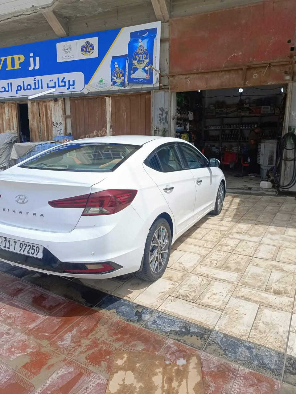 النترا خليجي موديل 19 مكينه 2000 دوش رقم بغداد بسمي فول مواصفات واحد على واحد بيهه باب مصبوغ وبيهه صبغ بصيط بقبق الجنطة مكان السياره ناصريه مركز السعر 140 وبيهه مجال حك الجيه ***********
