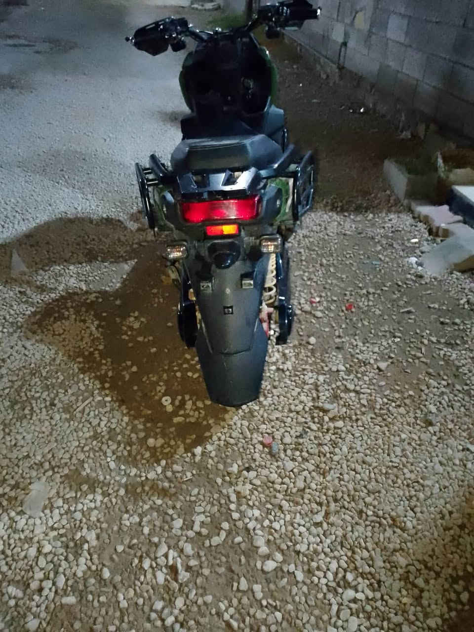 دراجه شحن أباتشي  للبيع 6 بطاريات مسطره 40 أمبير ملف 3800 واط حقيقي سعر الدراجه مليون و100 وبي مجال الي يريده يتواصل ويا هذا الرقم *********** وبي واتساب هم
