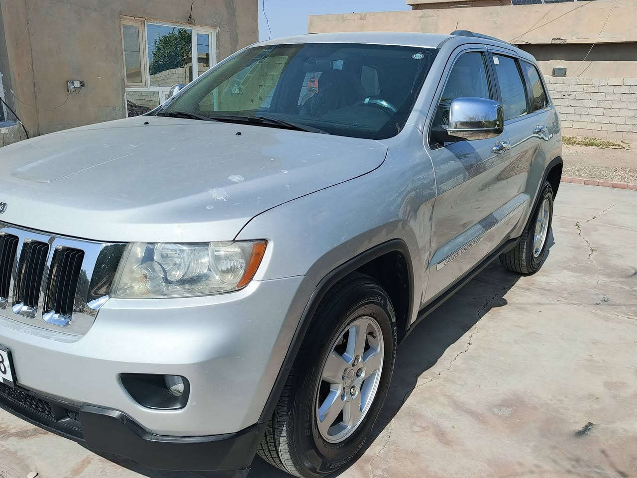 سلام عليكم جيب لاريدوو موديل 11 قطعتين صبخ بدون دواخل بي مكان بارد سنوي جديد بسمي كير محرك مامفتوح بشرط بدون صوت بدون بخار تبريد تدفئة كلة شرط صدر جديد دواخل نضافة فول. مكان كركوك داقوق ***********
