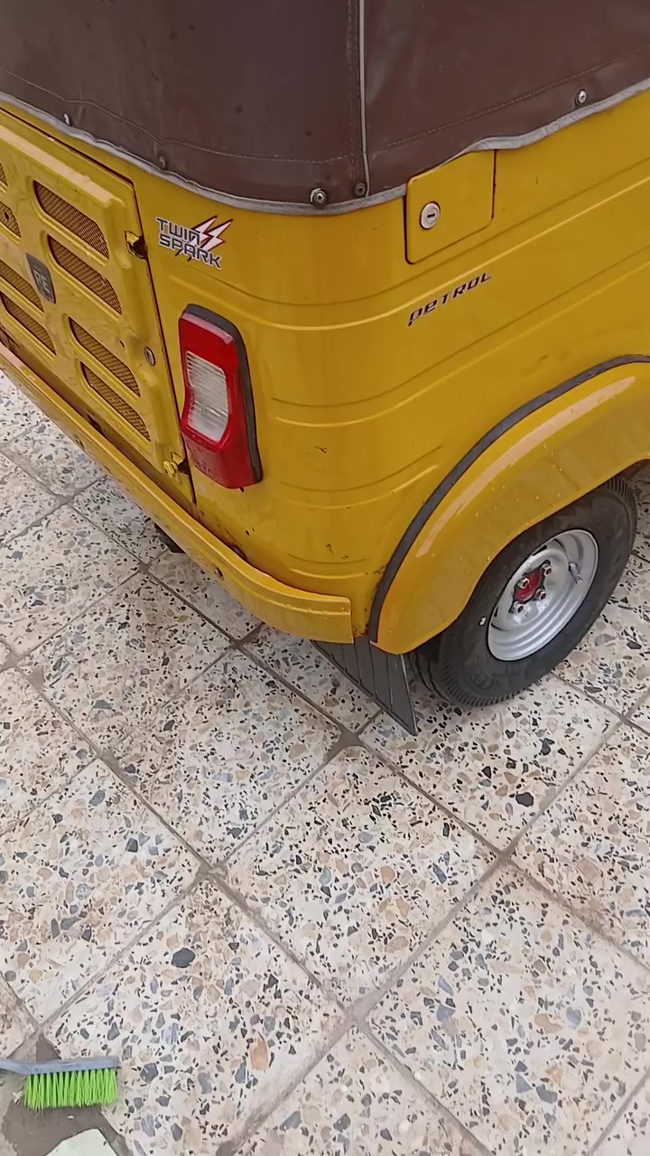 تكاتك  البيع مكاني عماره حي شرطه  استفسار.   ***********.     ***********
