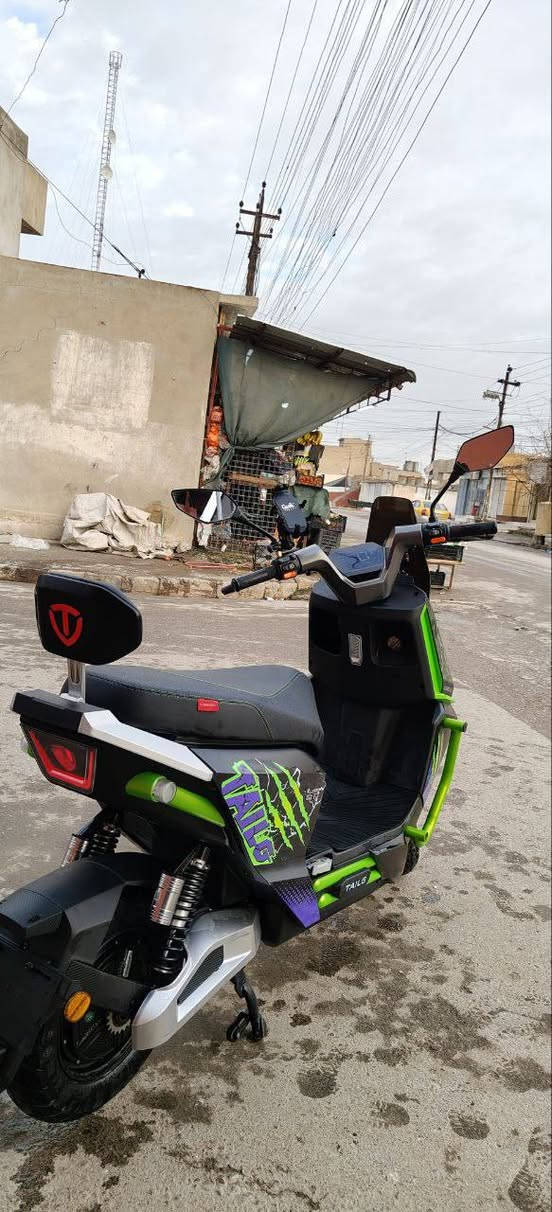 ماطور للبيع تايلانج بومه الماطور استخدام اسبوعين وصل موجود من محلات عمر هاني ماشي 25 كيلو شرط تفحص وين ما يعجبك الماطور مشحون مارتين جديد معنى الكلمه باتريات 42 امبير مو 35 شرط 42 مختوم تايلانج يمشيك 90 كيلو حقيقي ماطور معروف بالسوك لا احد لا يكسر بي سبب البيع متوازي على فلوس الشراي يتصل او واتساب ***********
