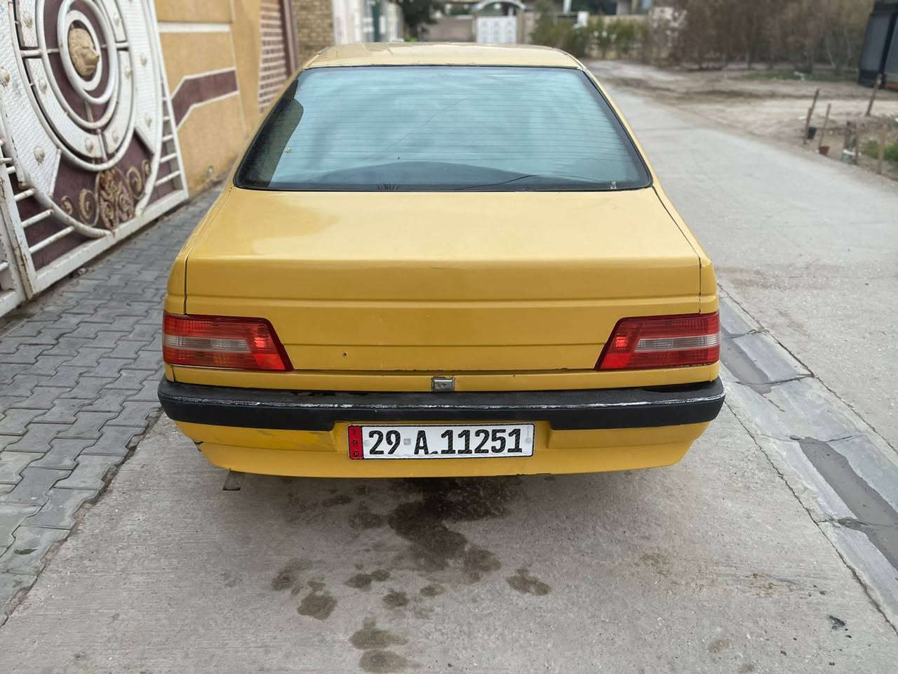 السلام عليكم بيجو 405 م 10 محور كورلا رقم واسط بسمي مصفره هيئه وغرامات محرك كير بشرط كهربائيات كله شغاله صدر امامي خلفي فلنجات جدد السعر (30) 0771 498 4975
