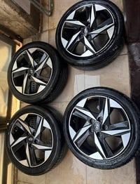 ويل ١٧ عدد ٥ للبيع السعر ٢٧٥ الف بغداد ٠٧٧٠٧٢٢٩٢٩١