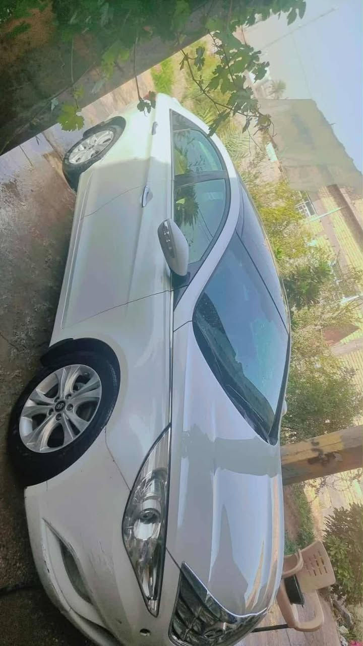 النجف الاشرف
السلام عليكم سوناتا خليجي محرك دوش ٢٤٠٠
تبريد قطعتين شغال فول مواصفات عدا البصمة  
للبيع بسعر ١١٥ وبيها مجال 
***********
