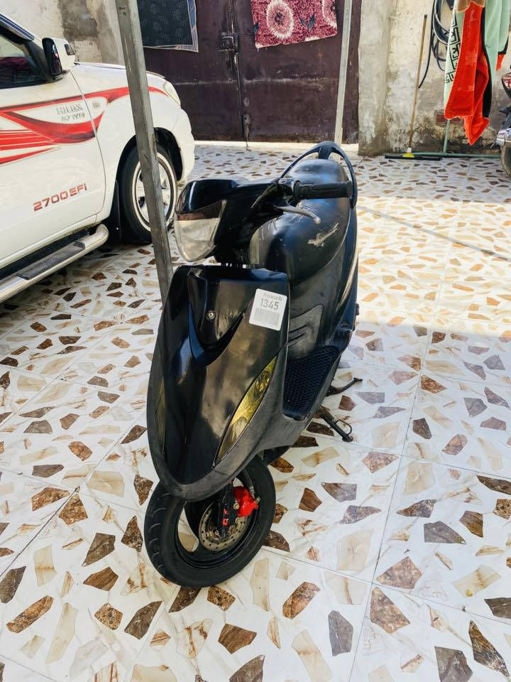 سلام عليكم 
ماكس عدله للبيع 
محرك ناعم لا تنقيص لا تبخير خير من الله بوش ٤٩بلاد ما مفتوح 
كهربائيات كلها شغاله هورن اشاير لايت عالي ناصي سطاب لايت كله شغاله 
سلف هندر 
دراجه عوزها تلحيضات 
كلجات البارحه شادهن مال رمبه 
كفرات شوف العين 
مكاني زويرجات السعر علخاص او اتصال 
***********
