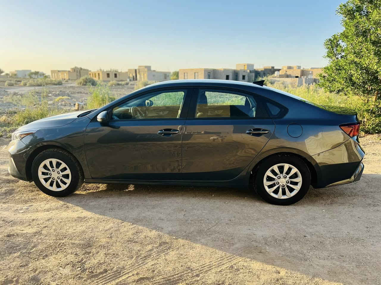 فورتي 24 مرقم شهداء مثنى 
ضربتها فقط هاي بلصوره 
السياره ماشيه 13 الف بوضع الشركه بعدها 
السعر 140 
مكان السياره سماوه


**إذا كنت صاحب هذا الإعلان وتريد حذفه لأي سبب، رجاءا أرسل رسالة إلى الدعم الفني**