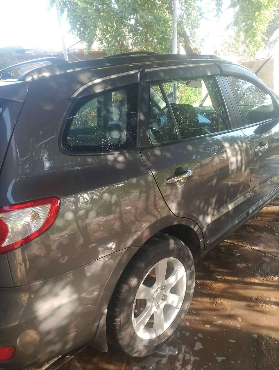 سلام عليكم سنتافيه موديل 8 خليجي فول موصفات عده لبصمه كامله سياره من كلشي كير محرك كله كفاله صدر امامي خلفي تبريد 3 قطع كامله من كلشي سعر 120 مكان سياره بغداد ثعالبه وره صيطره الشعب رقم تلفون ***********
