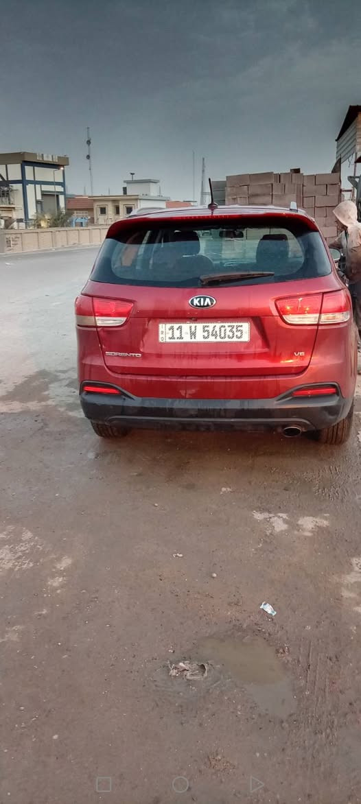 سورنتو للبيع موديل ٢٠١٦ وارد أمريكي الحادث باب السايق والوراء صبغ فقط مو تبديل وبيهه بارد الباب الخلفي موضح بالصوره مكينه ٦ سلندر رقم بغداد باسمي السعر ١٥٥ وبيهه مجال العنوان بغداد مدينه الصدر رقم موبايل ***********
