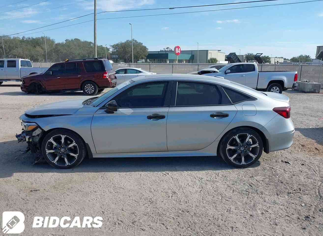 السلام عليكم يوجد سيفيك تورنيك فول مواصفات بل حره السعر 160 قفل


**إذا كنت صاحب هذا الإعلان وتريد حذفه لأي سبب، رجاءا أرسل رسالة إلى الدعم الفني**