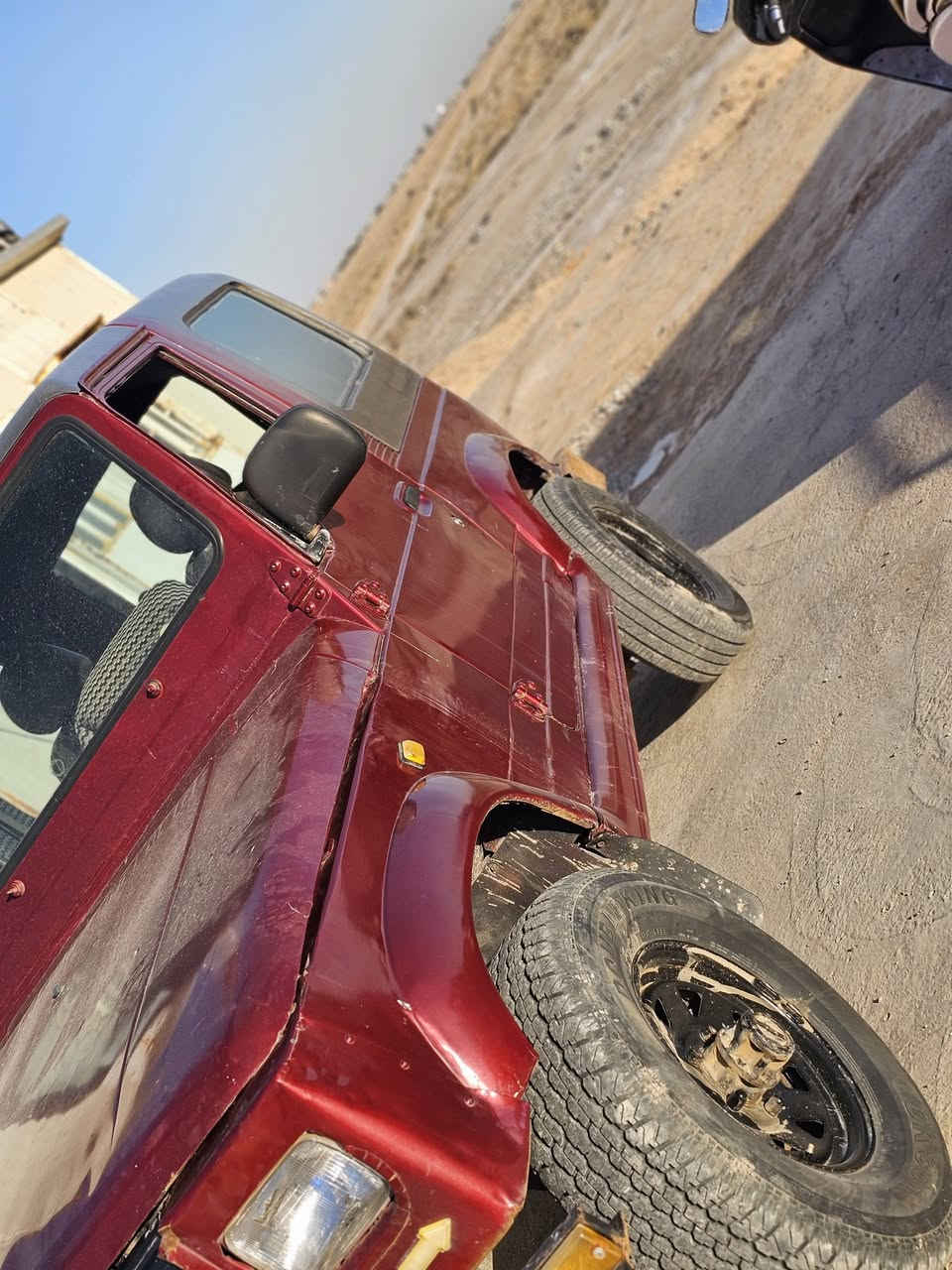 سيارة اسيا روكستا موديل ١٩٩٣ نضافة شوفة العين اصوليات شرط كوت ناحية شيخ سعد  المكينة  بيهة خيط دخان ونجي ٦ ناعم اوتو سعر مناسب مكلف رقم راعيهة  ٢٨ وبيهة مجال  للشراي رقم راعيهة ***********
