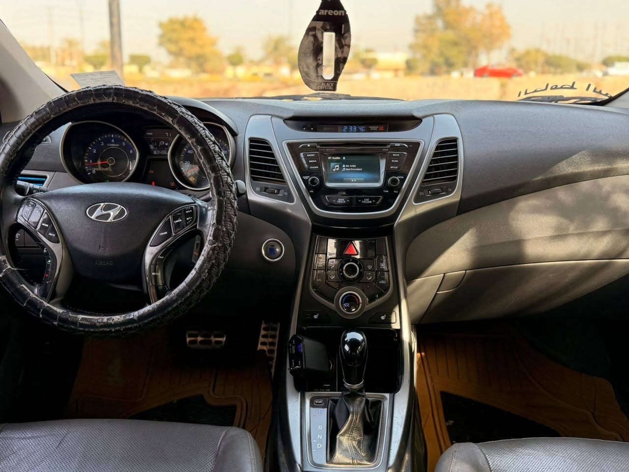 السلام عليكم النترا 2014 شكل 16 داخل وخارج فول مواصفات خنك  وارد أمريكي كلين بدون حادث صبغه أولى  كير مكينه حداديه خير من الله تبريد تدفئه خير من الله السعر 105 وبيه مجال مكان كربلاء طويريج لتواصل ***********
