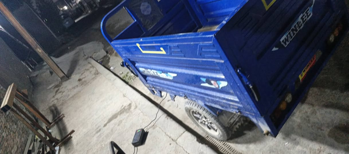 سلام عليكم ستوته شحن للبيع جاهزه و شغاله سعرها ١٣٠٠وبيها مجال 
***********
