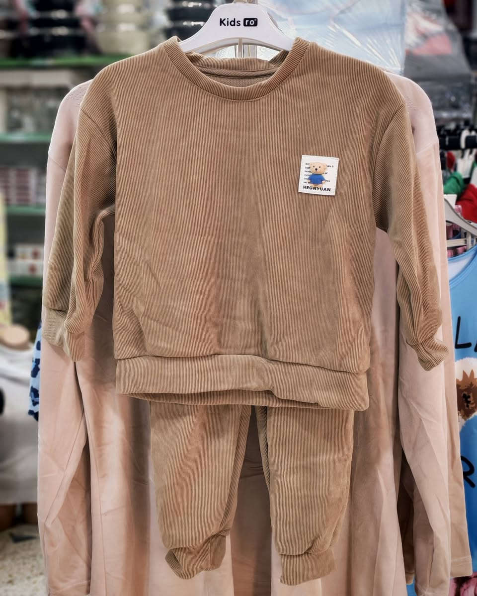 🔥تخفيضات🔥 قطع أخيرة السعر 9000 ألف 🔥
السعر السابق 12000 ألف 
تراك ولادي و بناتي خامة ثقيلة 
قياسات من ٣ سنه لحد ٨ سنه 🔥


**إذا كنت صاحب هذا الإعلان وتريد حذفه لأي سبب، رجاءا أرسل رسالة إلى الدعم الفني**