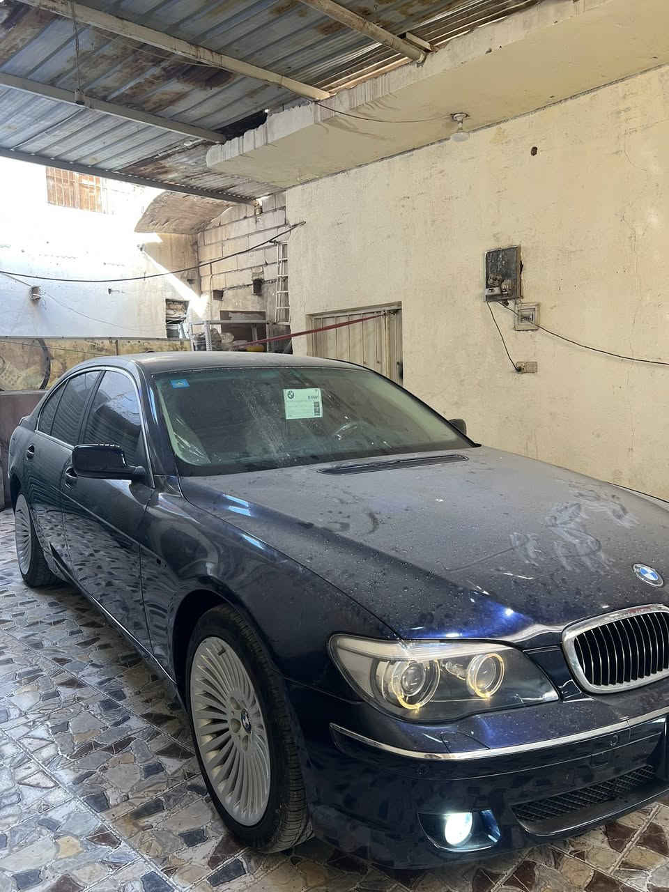 سلام عليكم
سياره بي ام دخول جديد مزاد للبيع 
حجم 745 مكينه كير بلكارتون 8 سلندر 
موديل 2001 اصل رقم بصرة دولي 
تسجيل جديد بسمي شرط تحويل 
سياره جديده كلش وجاهزه من كلشي 
كفاله من ضربه وكص ونقل جثه وصوليات 
سياره مصبوغه عام جماليه اثر جراد فقط 
المكان البصرة ابو الخصيب السعر 115 وبيه مجال لاستفسار ***********
