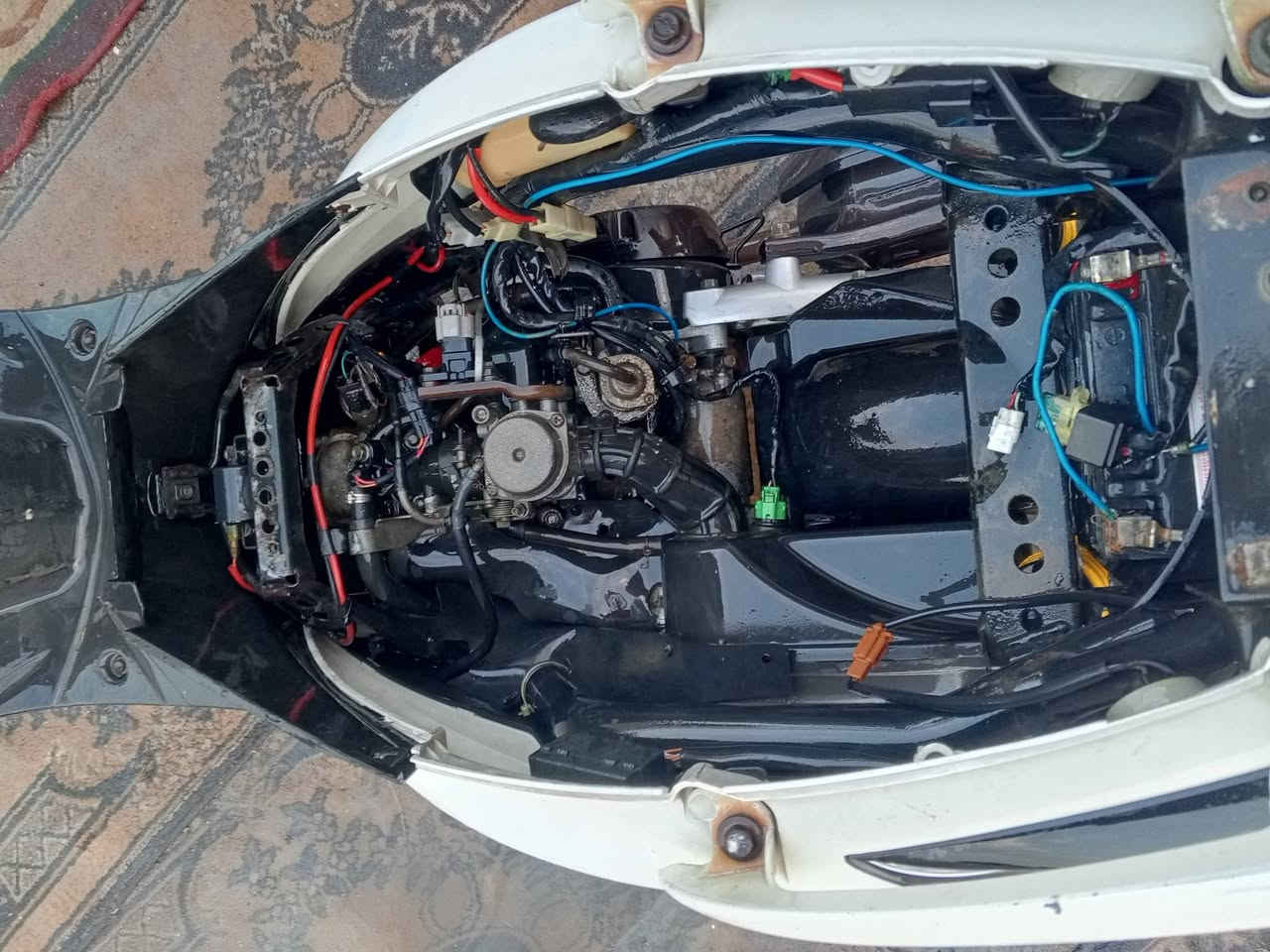 السلام عليكم دراجه ثعلب جي تي ار 
مكفوله كفاله عامه الدراجه نوزل مو كابريتر
(نوزل) الدراجه الله شاهد جديده بس بيها ضربه بل كفر الصغيره الدراجه اب 800 أو بيها مجال تره خواتها اب 950الف عنواني يم بانزين خانه البنوك 
***********
