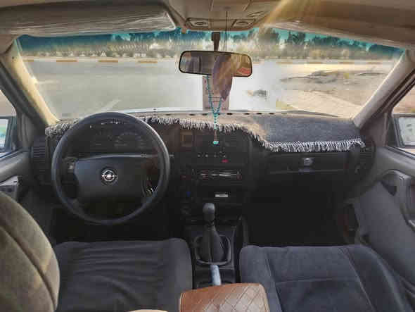 سلام عليكم للبيع اوميكة موديل 93 محرك ٢٠
محرك وكير يخبل كهربأيات كلهة شغاله جام كهرباء سيارة جاهزة مال جناي داخل بلادي فتحة سقف نشاط فول بشرط تحويل مباشر عدادات كلهة شغاله سعر ٣٢ وبيهة مجال بصيط عنوان الانبار حديثة رقم ***********
