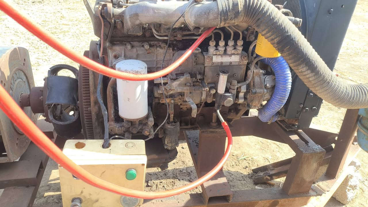 السلام عليكم 
مولده للبيع 
دايوو   بم ونوزل 
جديده حاويه 
تسگام جاهزه كلشي ماعايزه 
السعر  2500000 مليونين ونص وبيها مجال  
العنوان بابل الشوملي 
للستفسار ***********
