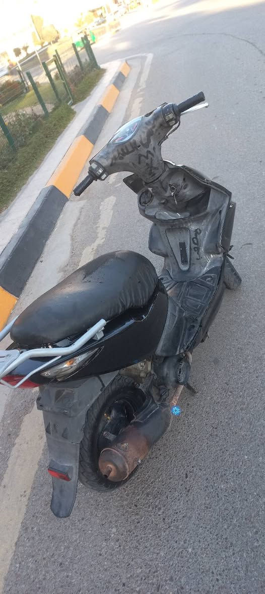 السلام عليكم
ماكس مضلع كابريتر للبيع 
مكينة ما مفتوحة كابريتر بلادية
مكينة ناعمة صوتها ما ينسمع 
دراجة عليها ادامة كاملة من كلجات و فلاتر و دهن 
دبلات كلها شغالة 
كهربائيات كلها شغالة 
سلف هندر كلة شغال 
سكن متغير الألوان 
المنفيس مالها موجود 
السعر 560 وبيها مجال حق الجية 
مكاني بعقوبة خلف المحافظة 
للإستفسار ***********
