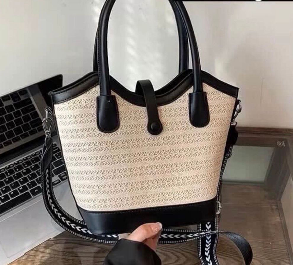 تشكيلة حقائب نسائية بسعر خاص .. سعر القطعة 17 الف دينار ..سعر القطعتين 30 الف دينار .. سعر 3 قطع 40 الف دينار


**إذا كنت صاحب هذا الإعلان وتريد حذفه لأي سبب، رجاءا أرسل رسالة إلى الدعم الفني**