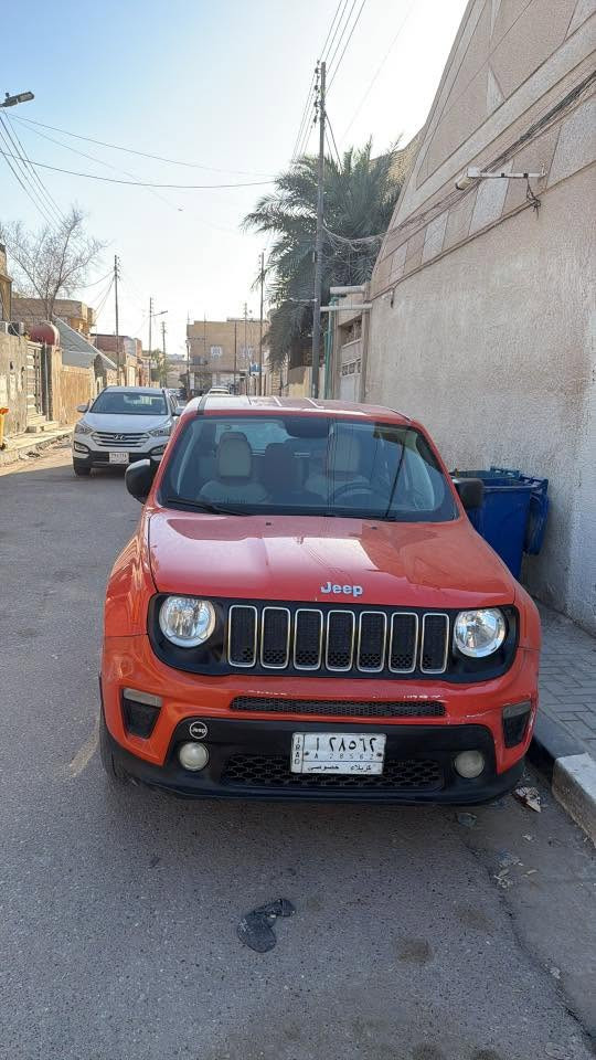 سلام عليكم سياره رينكد سياره حلوا ونضيفه سياره ستعمال شخصي 2019. حادث السياره جاملق وبنيد سياره ماشيه 120 
السياره فوللل جديده وحلو 
رقم التواصل 
***********
سعر السياره 125 وبيه مجال
