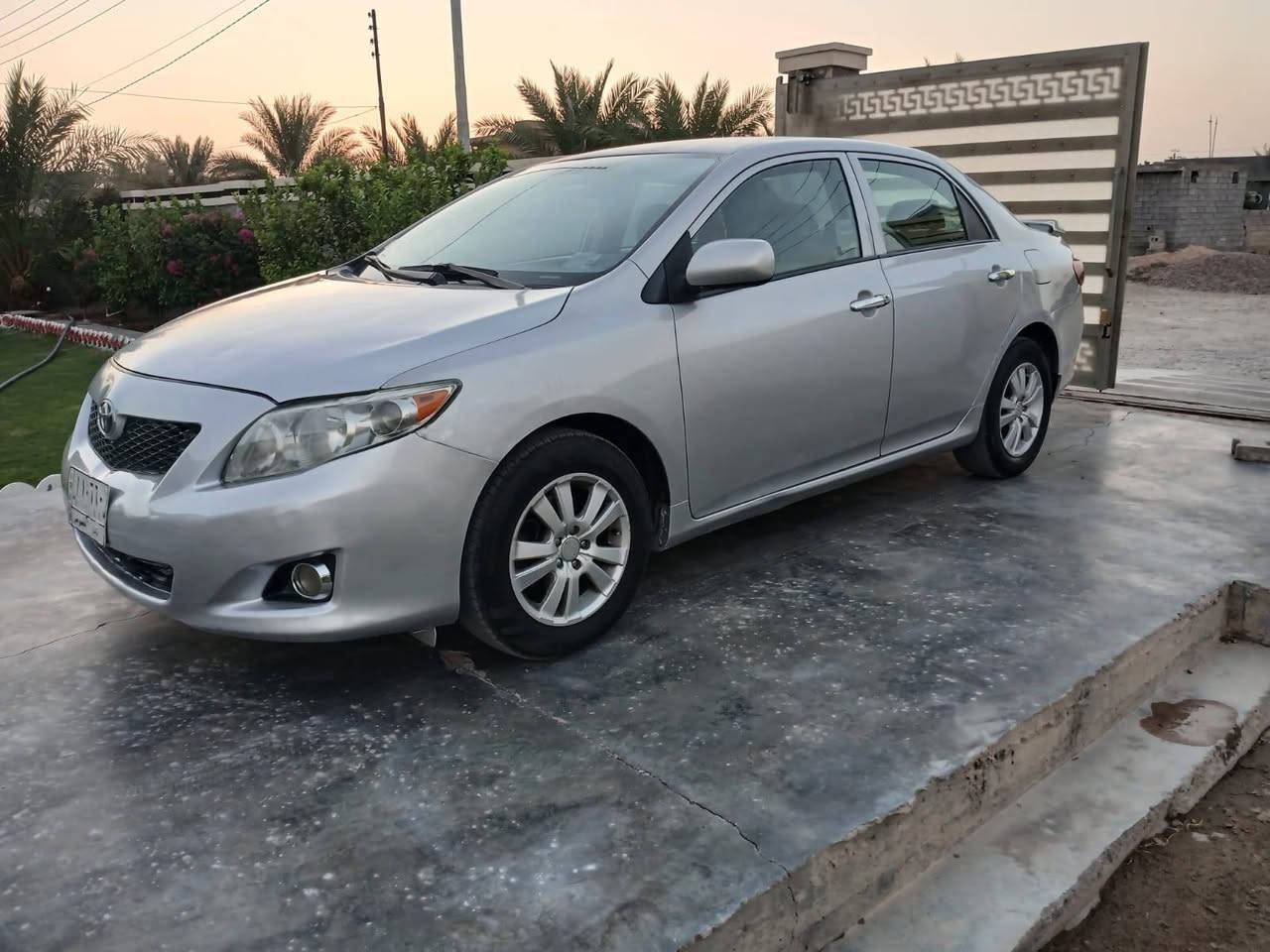 للبيع كورلا موديل 2009 رقم انبار امريكي  اكلين بدون ضرر صبغ بنيد لان جارد محرك 1800 ما مفتوح مال كصه تخم تاير صدر جديد تبريد ثلج السعر المطلوب 105 بيه مجال شراي يتصل *********** المكان الكرمه الشهابي
