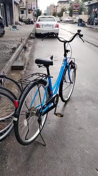 الباسكل للبيع فقط فقط فقط شرط ماطلع بي للشارع نزلته من الخان وهذه الفي...