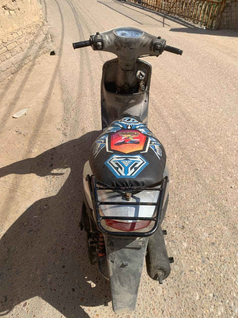 دراجه ماكس منغولي درجة ما مفتوحة برقي بل مكينه كهربايات كامل من سلف وهورن اشاره مكان بصره رقم الهاتف ***********تعال خاص وتدل
