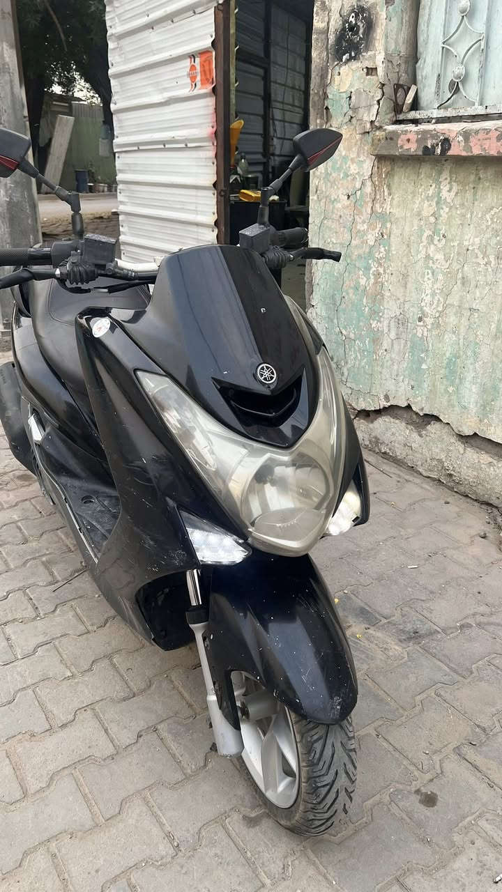 ماجسته اس بيها غراض رياضي ستيرن و بك لايت و دبل وصالنصه رياضي بلادي ياماها 

 سعرها مليون و٢٥٠  بيها مجال للشراي 

***********
