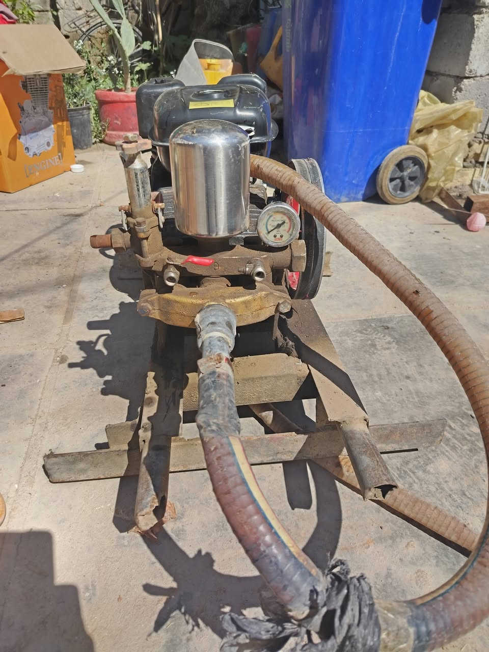 ماطور غسل صغير جديد عله الفحص ويا صوندات 3 الوحده 50 متر  مكاني ديوانيه سومر  سعر 90 
***********
