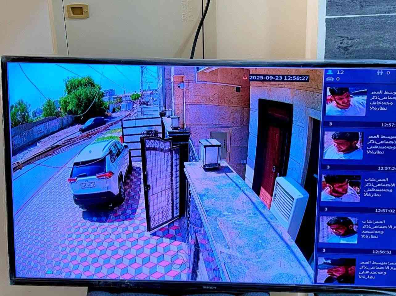 اعمالنا في حي حطين 
منظومة 4 كاميرات تجميع بأعلى المواصفات
مع خاصة الذكاء الاصطناعي 

خاصة الذكاء الاصطناعي هي:-
1️⃣ - تصوير اي شخص يصلك قرب المكان بصورة خاصة صوت 
     وصورة ولقطة فديو ١٠ ثواني .
2️⃣-ممكن تحديد الأشخاص المخولين من قبل النظام بعد 
       ادخال بيانات من قبل المستخدم.
3️⃣-تفعيل إرسال صور الأشخاص على الهاتف.
4️⃣- حفظ صورة آخر شخص كان بالموقع قبل فقدان او 
         سرقة جهاز وإرسالها على الهاتف

منظومة دهوادقة 5 ميكا فول كلر صوت وصورة 

📌المواصفات
🔺4 كاميرات دقة 5 ميكا فول كلر صوت وصورة دهوا اصلي
     دبل لد ( تصوير ليلي نهاري ملون حتى بدون انارة)

 🔻ديفيار 4 جنل دقة 5 ميكا نوع دهوا يشغل كل انواع 
      الكاميرات ويدعم تسجيل الصوت مع تصوير الوجوه 
     والتعرف عليها بالذكاء الاصطناعي 

🔻هارد 1تيرا اصلي .

🔺كيبل رولة 100م مسلح ونحاس ومقاوم كافة الظروف الجوية 

🔺جهاز يو بي اس نوع ليثيوم اصلي يشغل منظومة الكاميرات 
     مع منظومة الانترنت ٣ ساعات حقيقي ويعتبر جهاز حماية 
     ومنظم فولتية وتلغي كافة المحولات

🔻بوكسات عدد 4 خاصة بالكاميرات لحماية الفيش من 
     الرطوبة والعبث وتعطي شكل لائق للكاميرات

🔻فيش كامله خاصة بالكاميرات

🔺كيبل اج دي مسلح

🔻ممكن ربط المنظومة على الانترنت وتراقيب وانت باي 
     مكان بالعالم

🔺ضمان سنه حقيقي

🔴لمزيد من المعلومات مراسلتنا على الخاص او الاتصال على الرقم
***********
***********مهندس محمد
