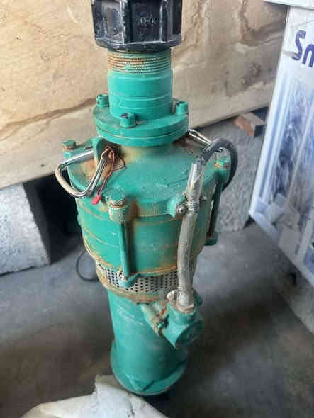 سڵاو هاوڕێیان ئەم غەطاسەم هەیە بۆ فڕۆشتن تازەیە ۳۰ ڕۆژ بە تەواوەتی ئیشی نەکردوە ۳ ئەسپە دوو ئینجە کراوە بە ئینجوو نیو نرخیشی بەلۆکی ۲۷۰ هەارە منیش داوەی ۲۰۰ هەزاروو تۆزێک مەعمەلەی لێدەکەم ***********
