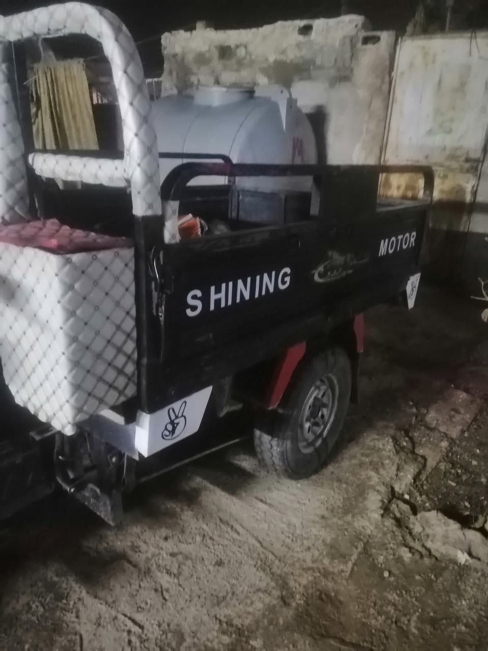 ستوتة للبيع موديل 21 اي عيب مابيها مليون ونص***********
